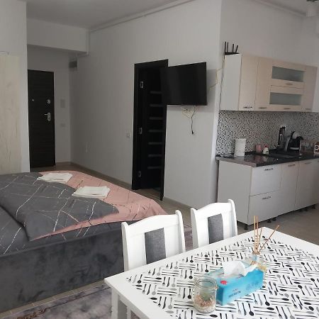 Ferienwohnung Joe Studio Mamaia Exterior foto